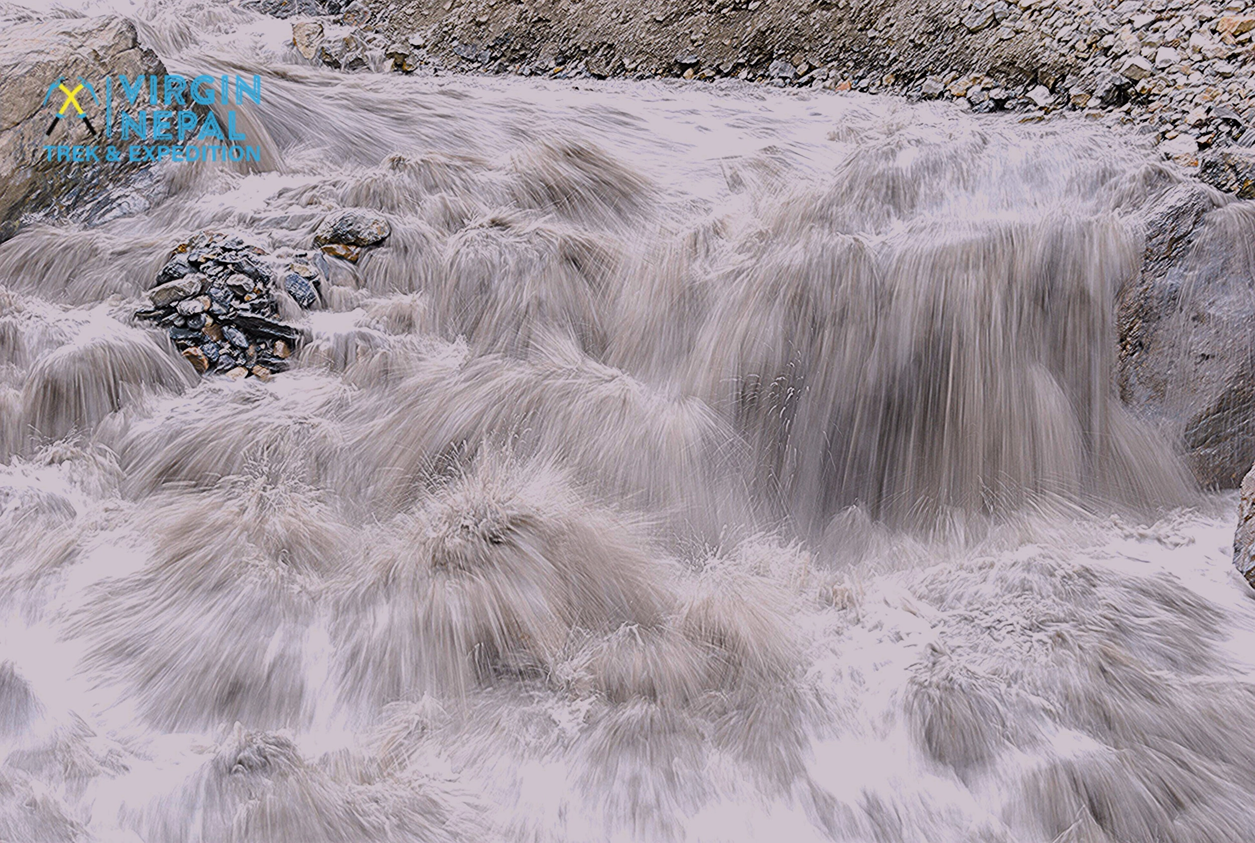 Annapurna Circuit Trekking water