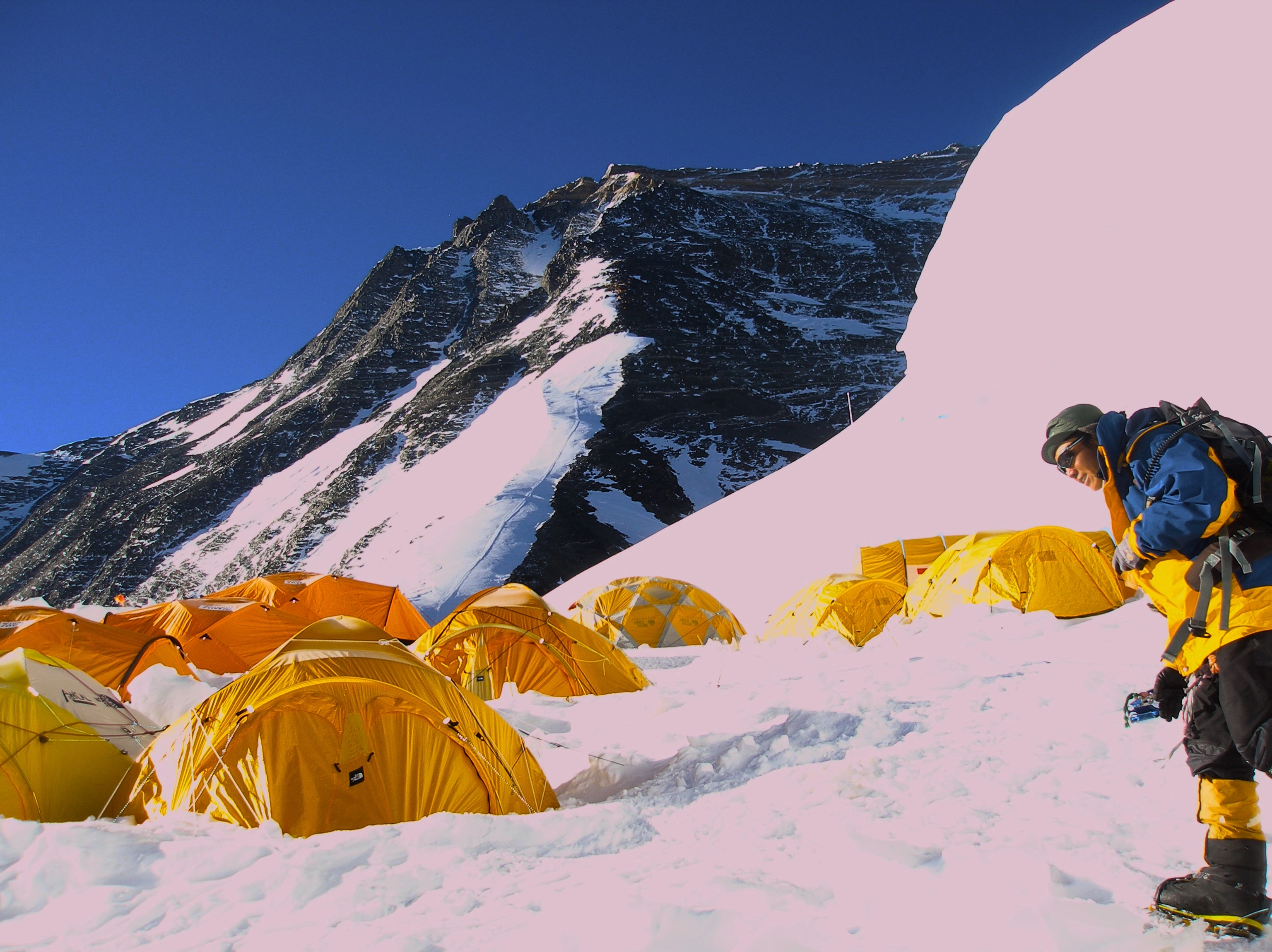 Above 7000M